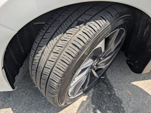 Used 2019 Honda Insight Touring image 21
