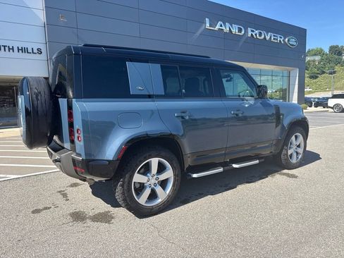 Used 2024 Land Rover Defender 110 X-Dynamic SE AWD/4WD image 6