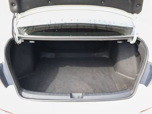Used 2022 Honda Civic Touring image 10