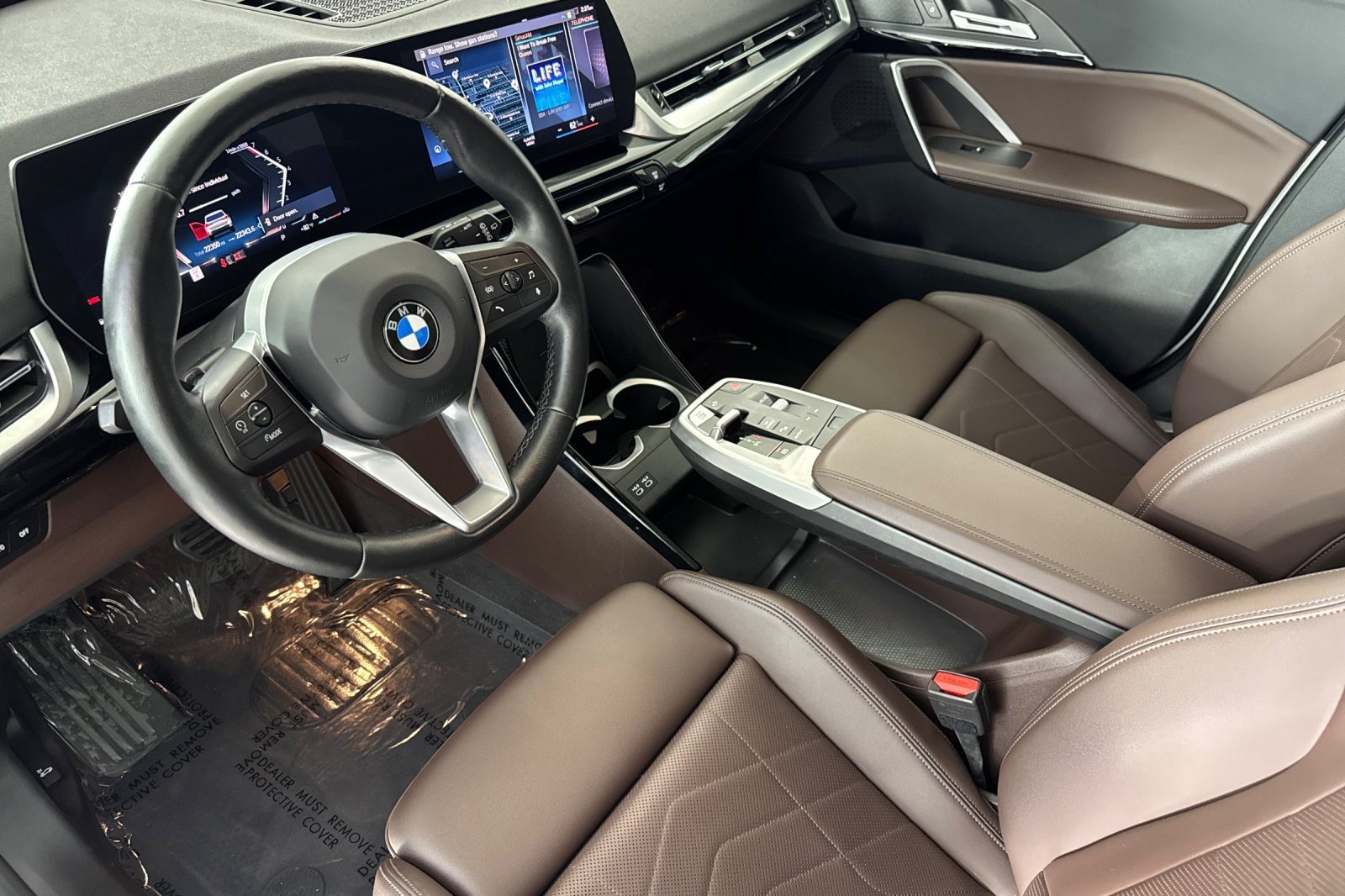 Used 2023 BMW X1 xDrive28i w/ Convenience Package AWD/4WD image 4