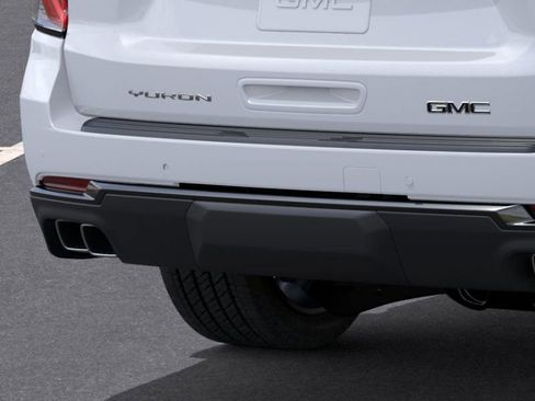 New 2026 GMC Yukon XL Denali Ultimate AWD/4WD image 14
