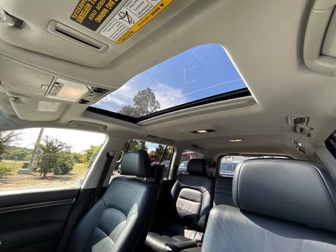 Used 2016 Toyota Land Cruiser image 22