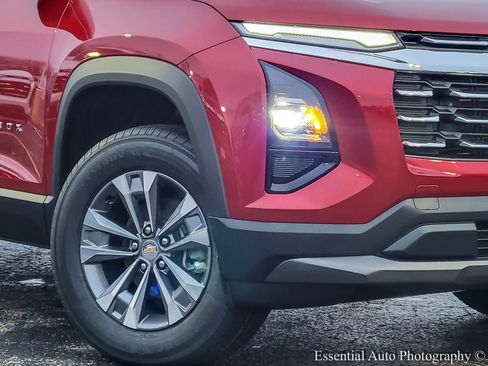 New 2026 Chevrolet Equinox LT w/ Convenience Package II image 3