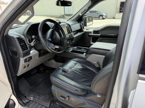 Used 2018 Ford F150 XLT w/ Equipment Group 302A Luxury AWD/4WD image 3