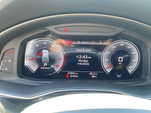 Used 2025 Audi Q7 3.0T Premium Plus AWD/4WD image 21