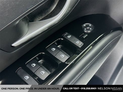 Used 2022 Hyundai Tucson Limited image 18