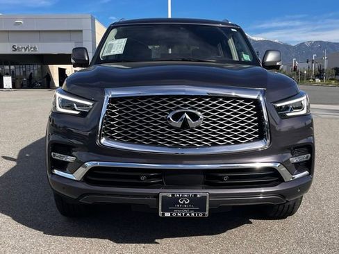 Certified 2022 INFINITI QX80 Luxe w/ All-Season Package image 3