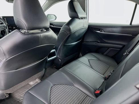 Used 2022 Toyota Camry SE FWD image 28