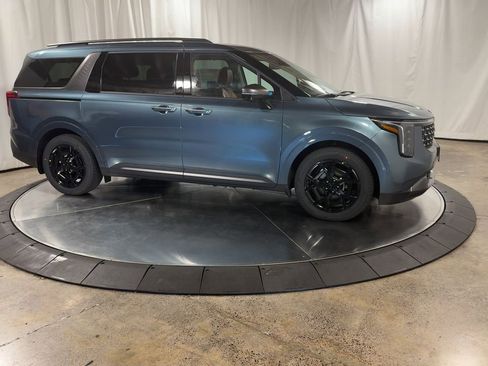 New 2026 Kia Carnival SX Prestige image 3