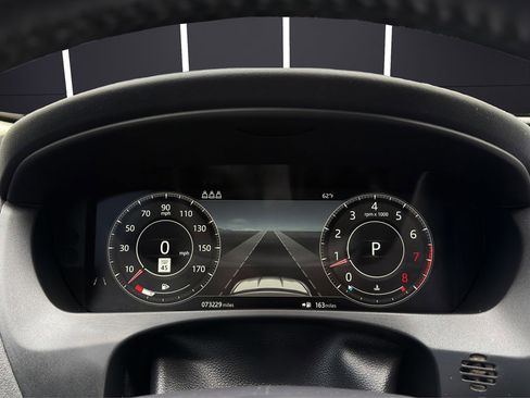 Used 2020 Jaguar F-PACE Prestige AWD/4WD image 17