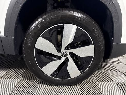 New 2026 Volkswagen Taos S AWD/4WD image 11