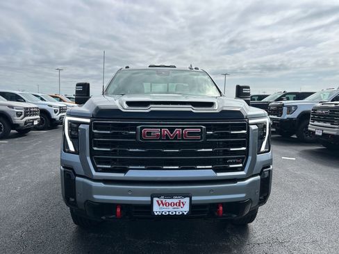 New 2026 GMC Sierra 2500 AT4 w/ AT4 Premium Plus Package AWD/4WD image 4