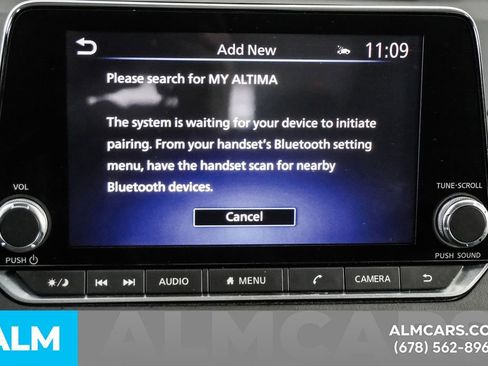 Used 2025 Nissan Altima 2.5 SV image 34