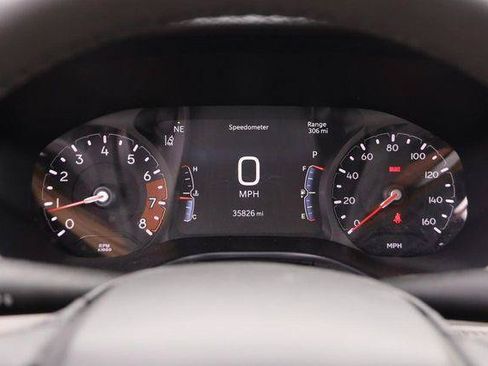 Used 2025 Jeep Compass Limited AWD/4WD image 13