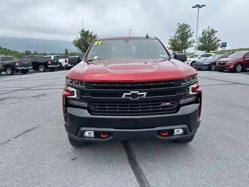 Used 2021 Chevrolet Silverado 1500 LT Trail Boss w/ Convenience Package II AWD/4WD image 2