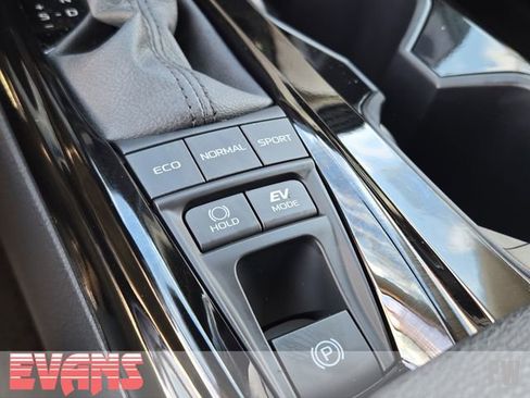 Used 2026 Toyota Camry XLE w/ Premium Plus Package image 12