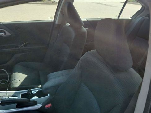 Used 2014 Honda Accord LX image 9
