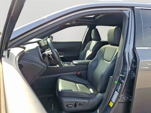 Used 2023 Lexus RX 350 Premium w/ Accessory Package AWD/4WD image 14