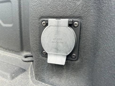 Used 2024 GMC Sierra 3500 AT4 w/ AT4 Premium Plus Package AWD/4WD image 25