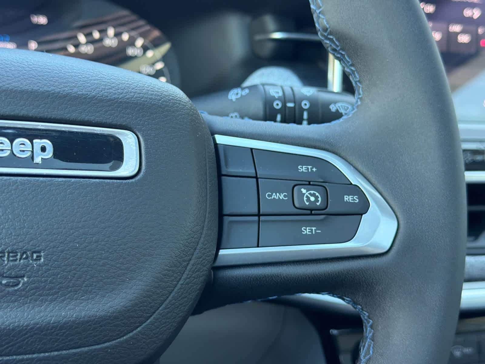 Used 2022 Jeep Compass Latitude w/ Sun and Sound Group FWD image 26