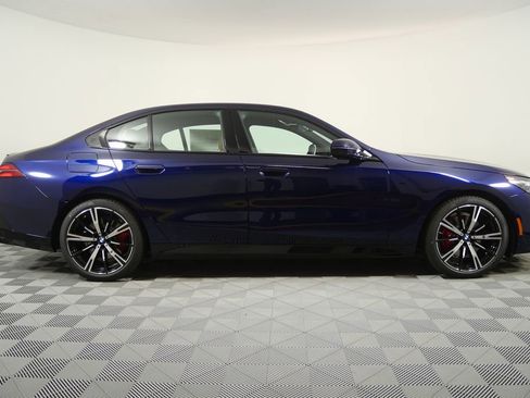 New 2026 BMW 530i w/ M Sport Package image 2