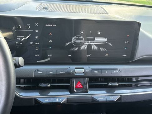 Used 2025 Kia K4 EX FWD image 16