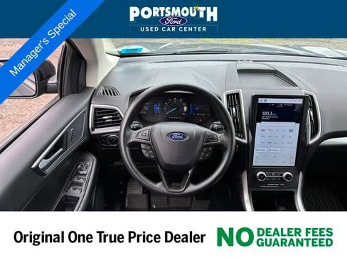 Certified 2024 Ford Edge SE w/ Black Appearance Package image 6