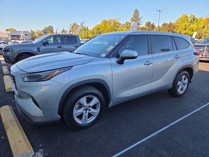Used 2023 Toyota Highlander L