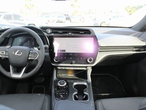 Certified 2024 Lexus RZ 300e Premium image 10