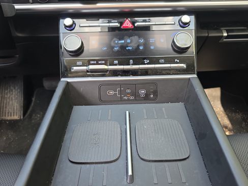 Used 2025 Hyundai Santa Fe XRT AWD/4WD image 13