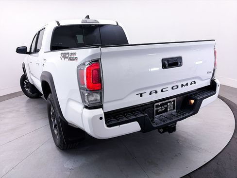 Used 2021 Toyota Tacoma TRD Off-Road w/ Technology Package RWD image 5