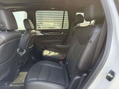 Used 2023 Cadillac XT6 Premium Luxury w/ LPO, Floor Liner Package AWD/4WD image 14