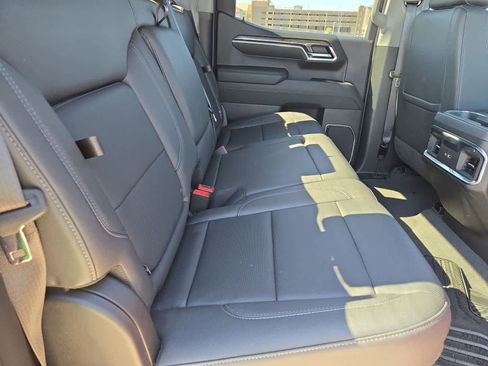 Used 2023 Chevrolet Silverado 1500 LTZ image 19