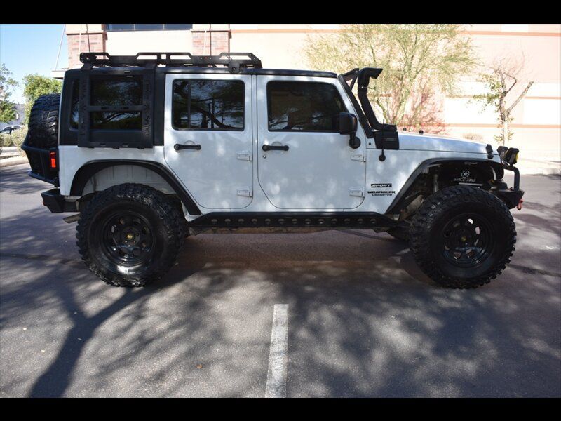 Used 2017 Jeep Wrangler Unlimited Sport w/ Quick Order Package 23S AWD/4WD image 1