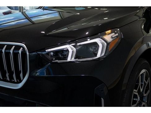 Used 2025 BMW X1 xDrive28i w/ Premium Package image 49