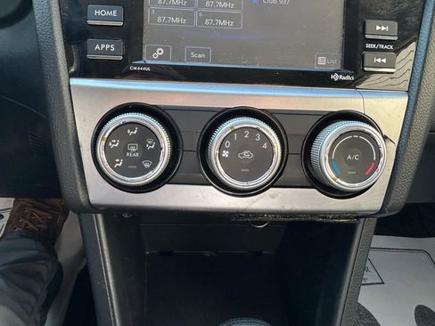 Used 2015 Subaru Crosstrek 2.0i Premium AWD/4WD image 24