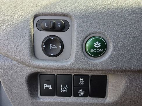 Used 2017 Honda Pilot Elite image 21