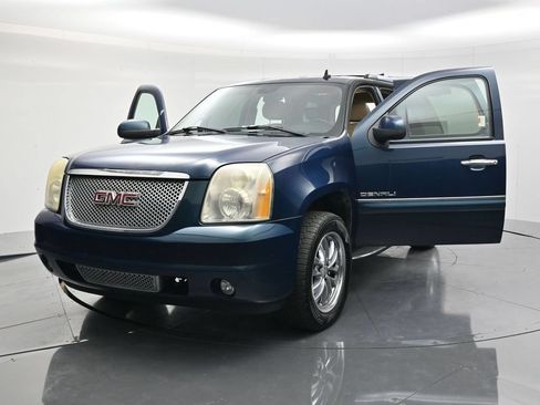 Used 2007 GMC Yukon Denali AWD/4WD image 52