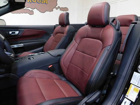 Used 2026 Ford Mustang GT Premium RWD image 47
