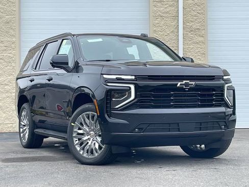 New 2026 Chevrolet Tahoe RST w/ Comfort Package image 2