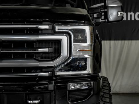 Used 2021 Ford F350 Platinum w/ Tremor Off-Road Package AWD/4WD image 42