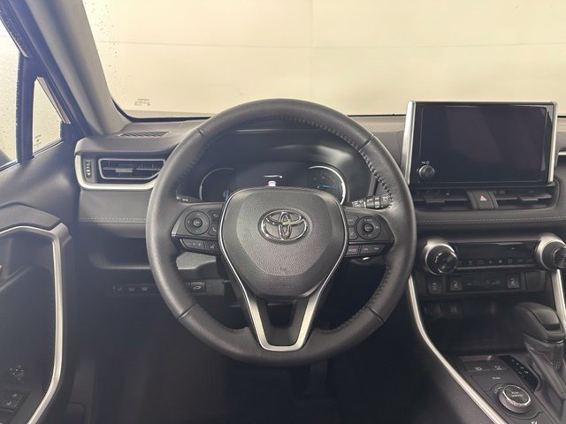 Used 2023 Toyota RAV4 XLE w/ Convenience Package AWD/4WD image 12