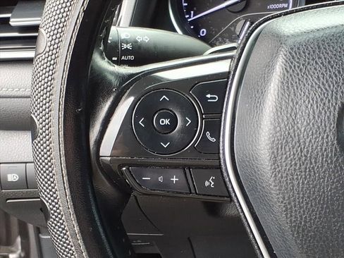 Used 2019 Toyota Camry SE image 20