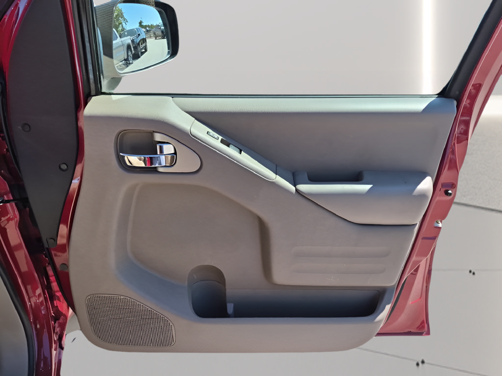 Used 2017 Nissan Frontier SV w/ SV Value Truck Package RWD image 33