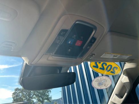 Used 2022 RAM 1500 Laramie image 24