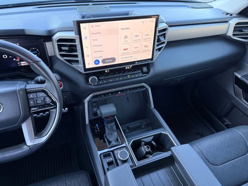 Used 2024 Toyota Tundra Limited image 13