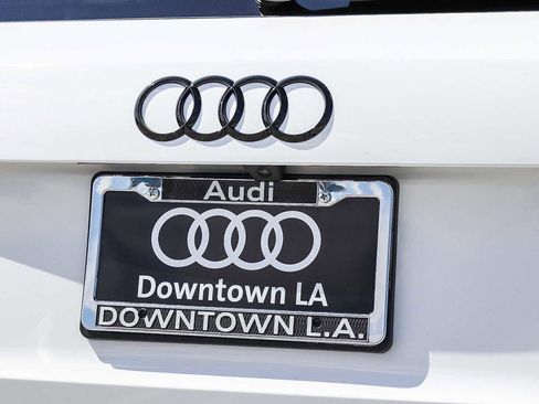 Used 2025 Audi Q3 2.0T Premium w/ Convenience Package AWD/4WD image 11