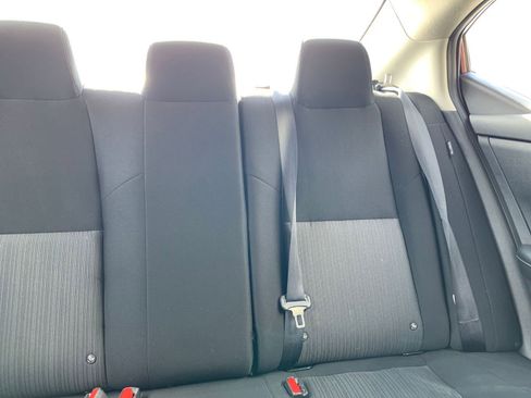 Used 2025 Nissan Sentra SV image 36