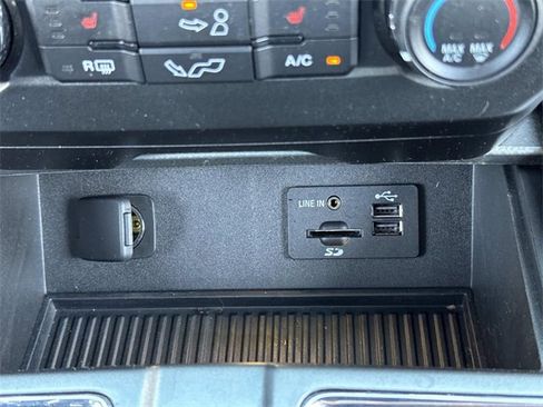 Used 2015 Ford F150 XLT w/ Equipment Group 302A Luxury image 22