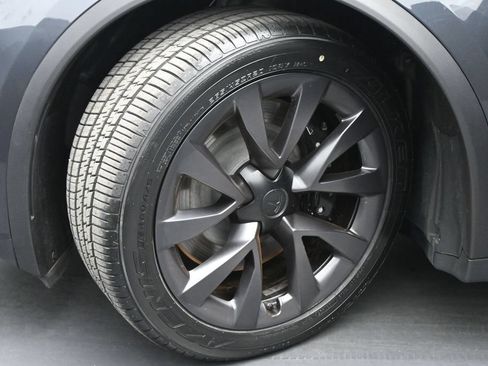 Used 2024 Tesla Model X AWD/4WD image 21